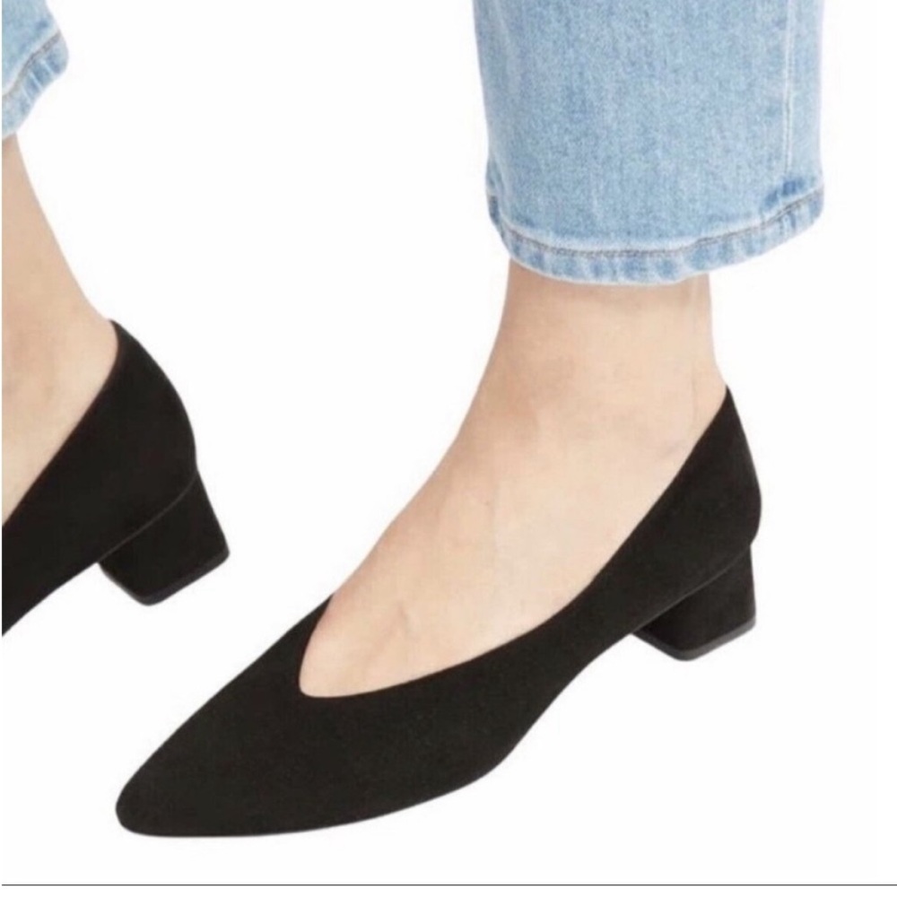 Everlane V Heel Almond Toe Heel Black Suede Size 10